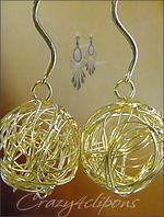 Messy wired ball clip earrings