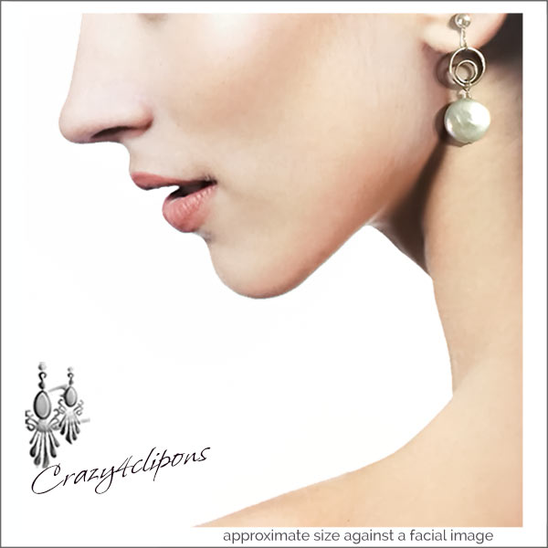Timeless Elegance: Pearl Coin Bridal Clip Earrings